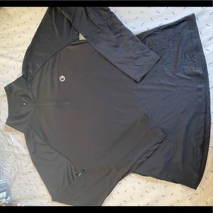 Running long sleeve